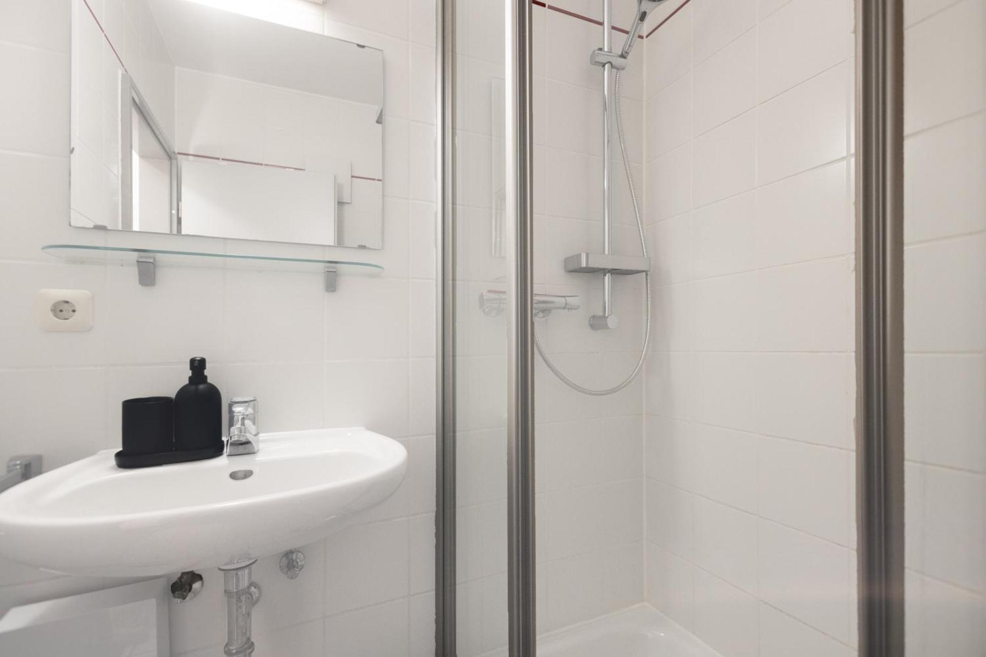 Zentrale Ruhige Wohnung Mit Parkplatz Πάντερμπορν Εξωτερικό φωτογραφία